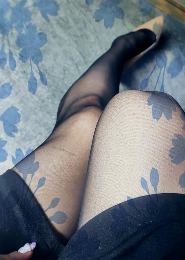 せりな