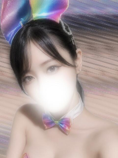 girl_6a8f106e714c96.65245176_480x640.jpg