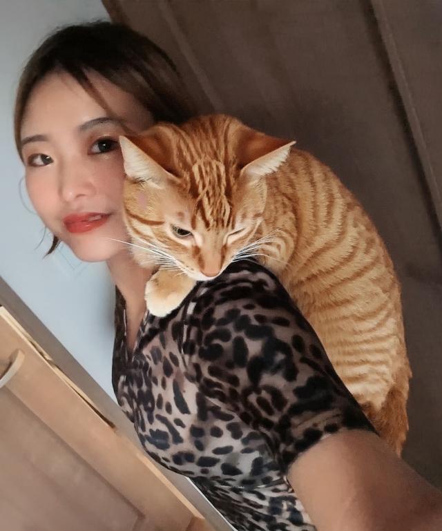るい