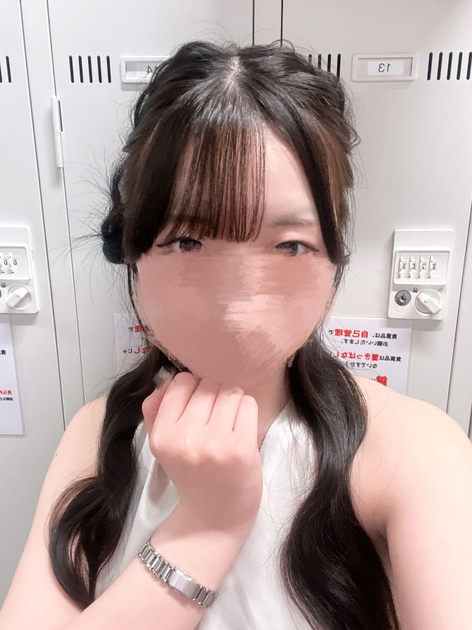 エマニエル秋葉原スタッフ