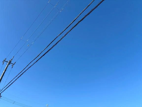 こう