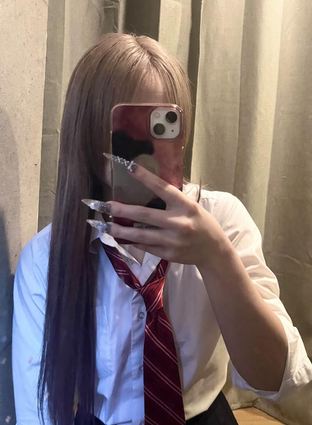 みな