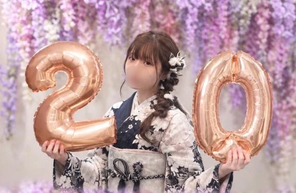 みあ