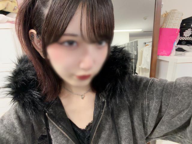 きら