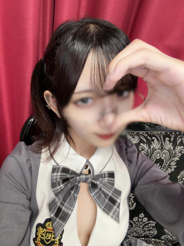 きら