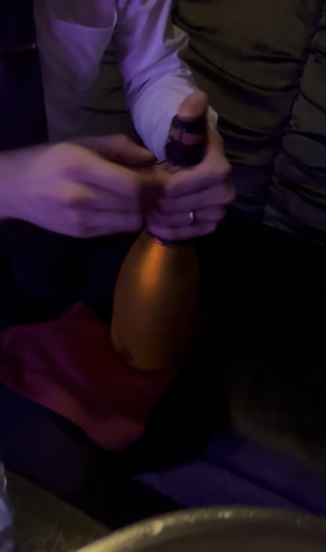 よる