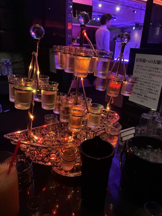 よる