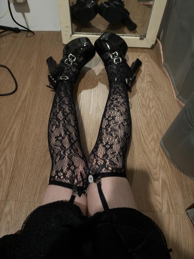 みな
