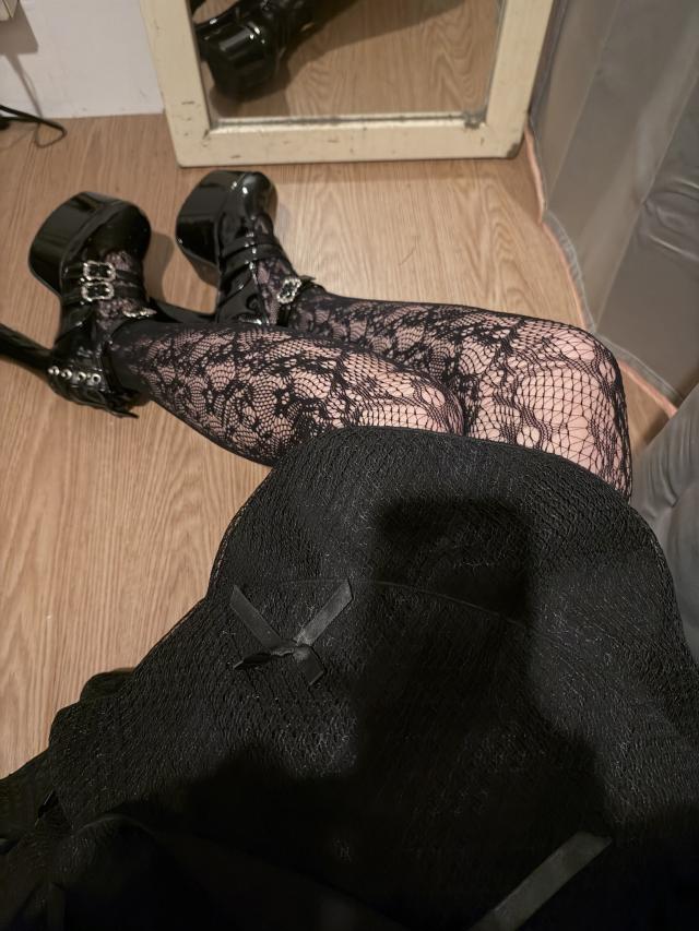 みな