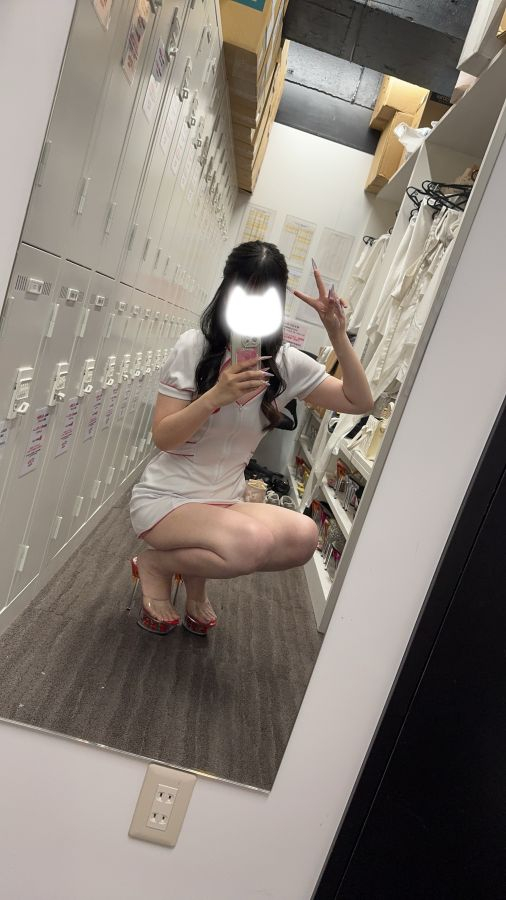 エマニエル秋葉原スタッフ